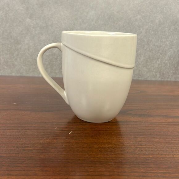 Mikasa coffee mug cream. KK108 - Picture 1 of 2